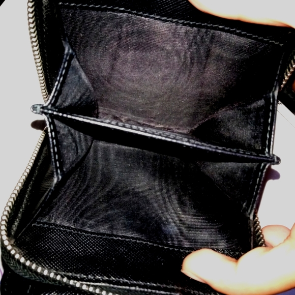 ⭐️Prada X Bunny Starling Custom Rose Luxury Leather Black Wallet - Picture 4 of 4